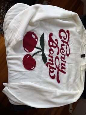 ROMWE White Crewneck Sweater with Red Cherry Graphic